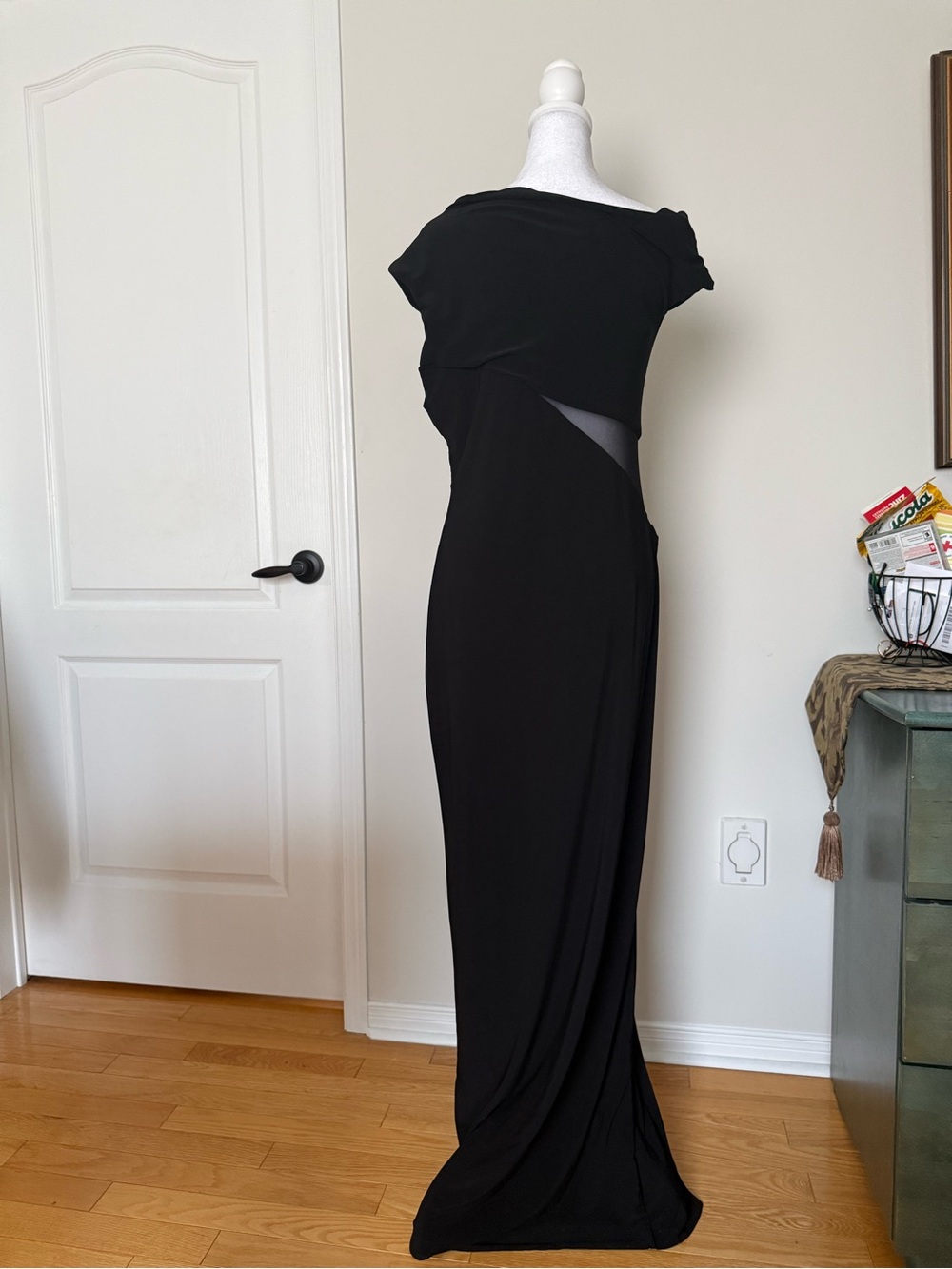 Club L London Emily Black Asymmetric Mesh Maxi Gown Dress Size 10 NWT - Picture 11 of 15